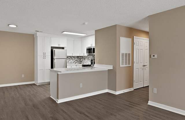 Photo of Swathmore Court Apartment Homes