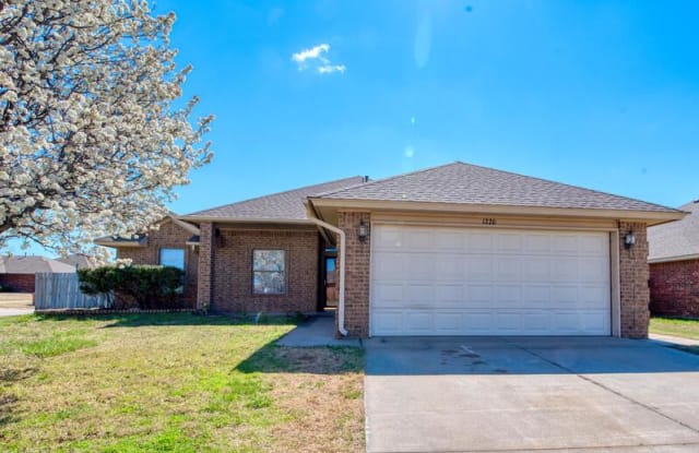 1220 Eastridge Drive - 1220 Eastridge Drive, Yukon, OK 73099