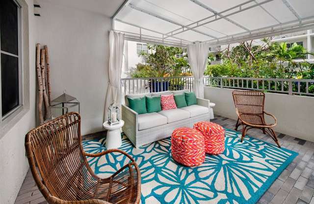 Berkshire Lauderdale By The Sea