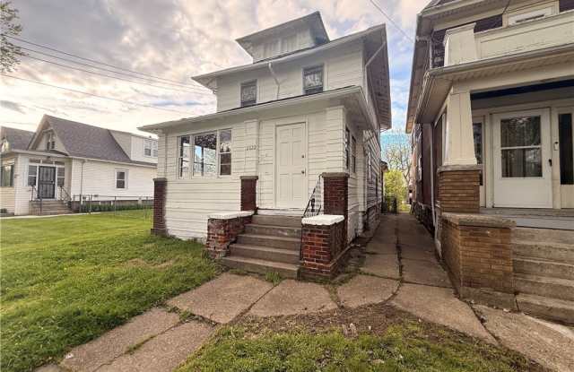 2020 Forest Avenue