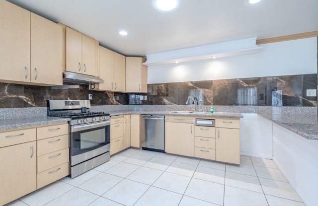 Photo of 1688 Sumac Ln.
