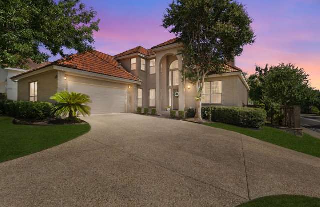 Corner Lot Beauty in Stone Oak Area