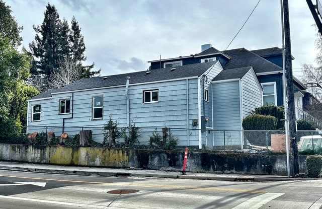 932 Pacific Ave Bremerton