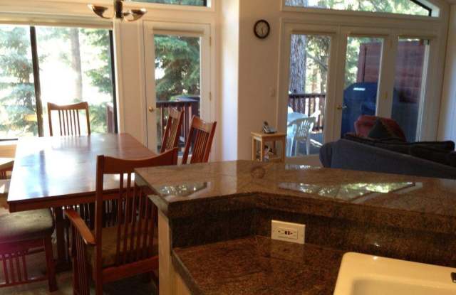 Incline Village 4 bedroom + bonus room home