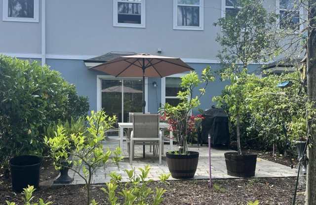 38 SCOTCH PEBBLE Drive