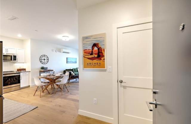 125 Wickenden Street unit: 404