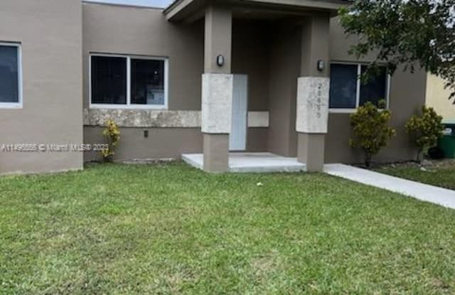 28890 Colorado Rd - 28890 Colorado Road, Leisure City, FL 33033