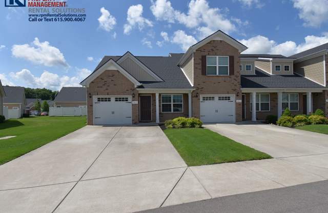 Gorgeous end unit 2 bedroom townhouse with garage! PLUS Loft!