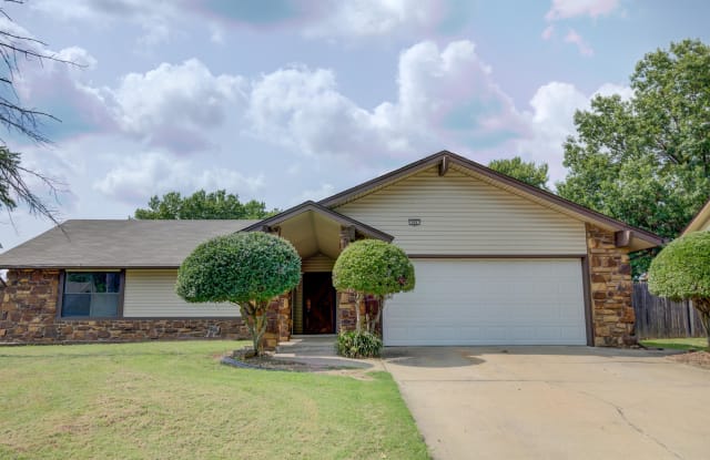 604 S Elder Ave - 604 South Elder Avenue, Broken Arrow, OK 74012