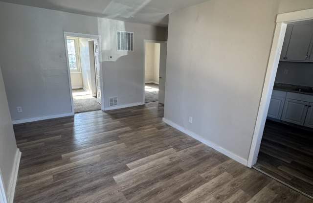 1909 SE Pennsylvania Ave #1