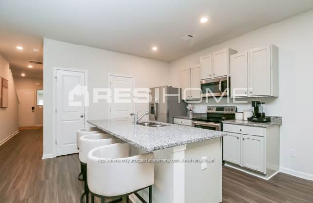 261 Oakwood Drive Northwest