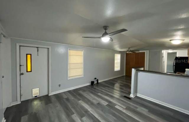 Photo of 112 MOHAWK LANE