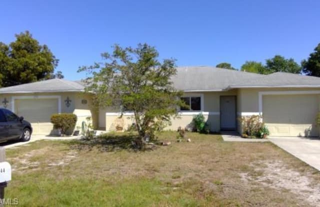 4746 15th ST SW - 4746 15th St SW, Lehigh Acres, FL 33973