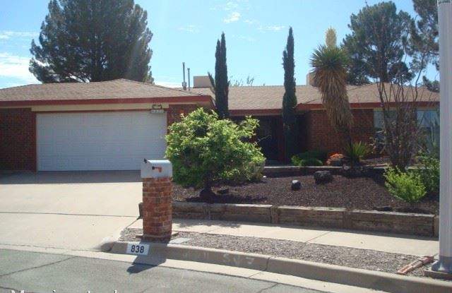 838 Rouault Ave. - 838 Rouault Avenue, Las Cruces, NM 88005