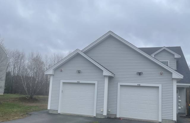 40 Trinity Cir