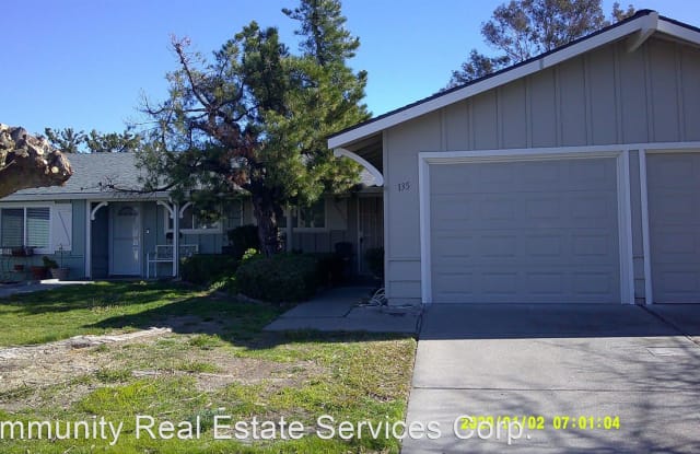 135 Monterey Drive Vacaville, CA 95687 - 135 Monterey Drive, Vacaville, CA 95687