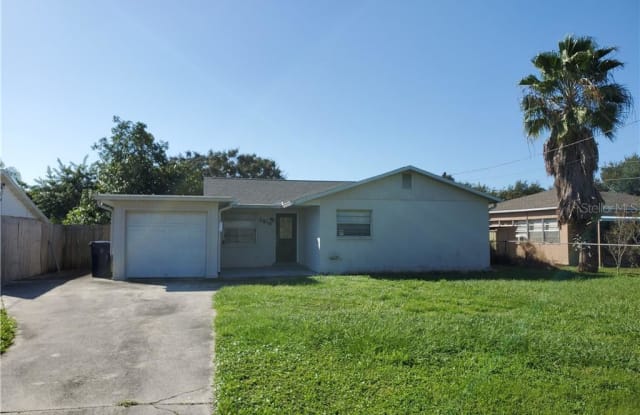 3318 W PEARL AVENUE - 3318 West Pearl Avenue, Tampa, FL 33611