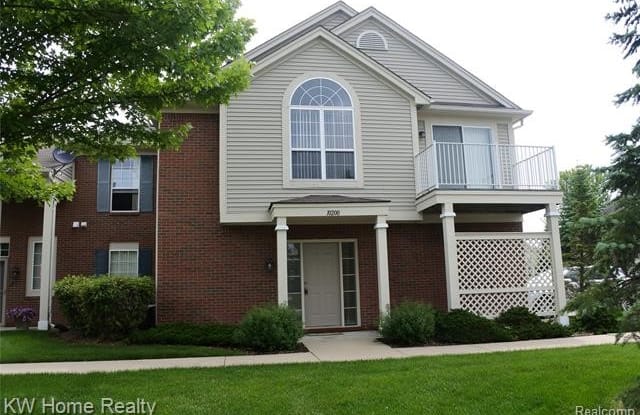 10211 CHESAPEAKE Circle - 10211 Chesapeake Cir, Commerce, MI 48393