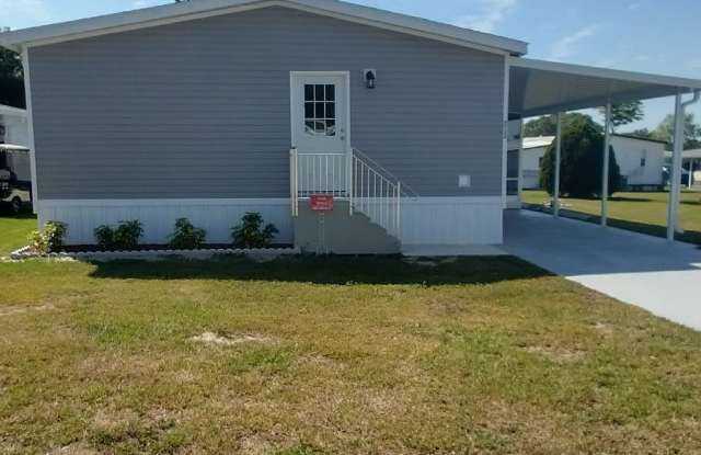 213 Greenhaven Road W