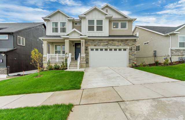 1457 W RUSSO Dr