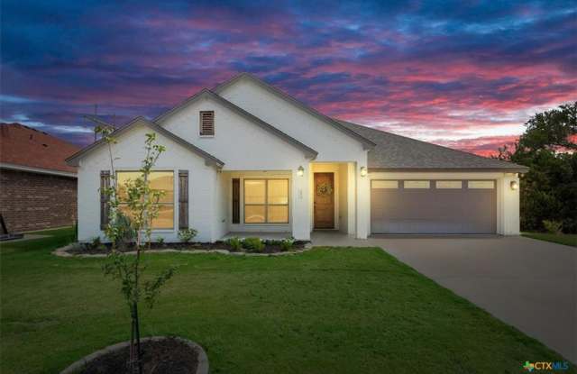 Photo of 2031 Broken Shoe Trl