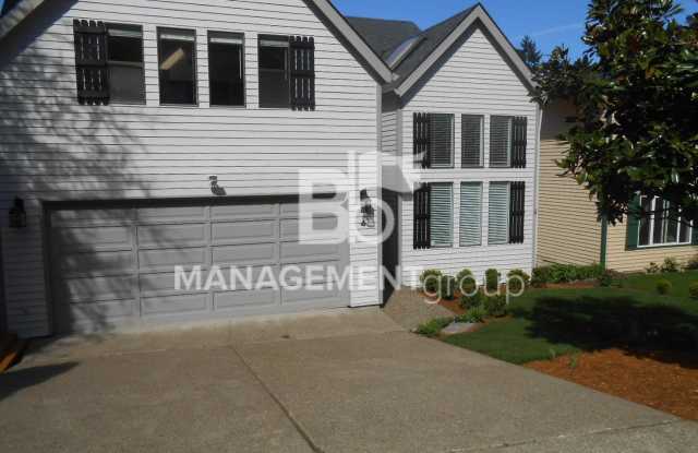Photo of Updated Lake Oswego/Mt. Park Home With Tons of Natural Light