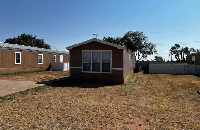 3 Bedroom-2Bath located near CAFB