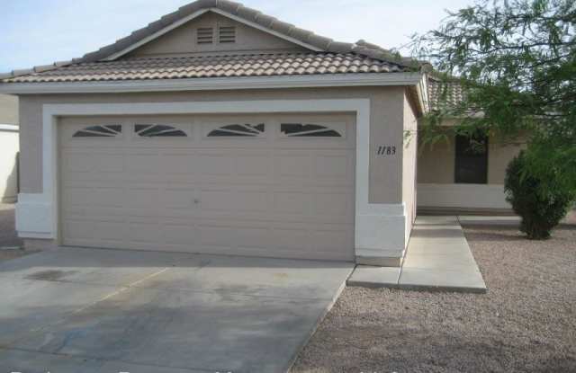 1183 W Rosal Ave
