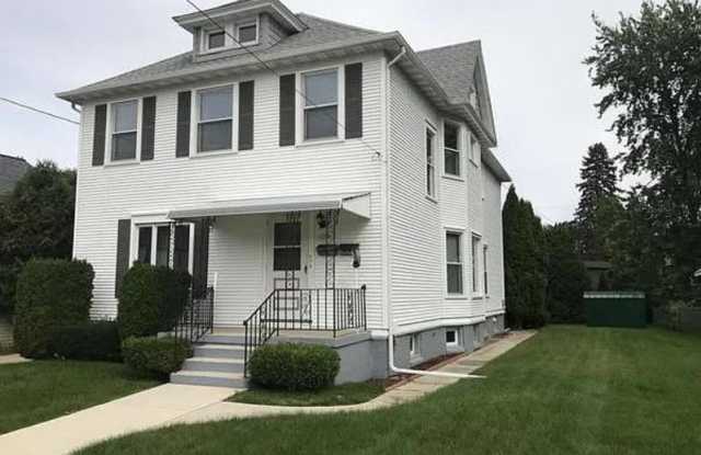 Photo of 1325 South 9th Street - Lower