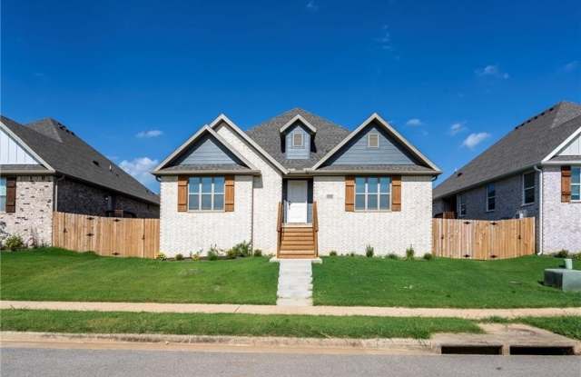 Photo of 4300  SW Adams  RD