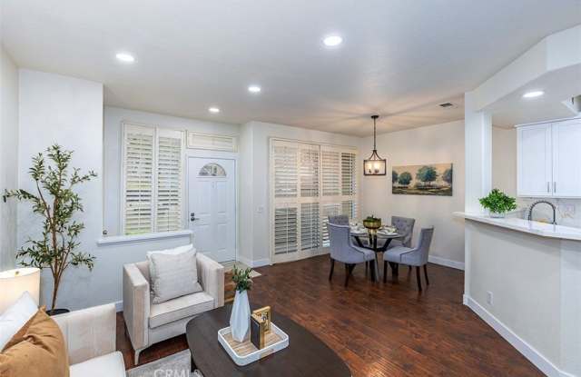 1010 S Gibraltar Avenue