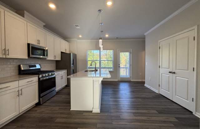 Photo of 609 Tova Falls Drive - 1