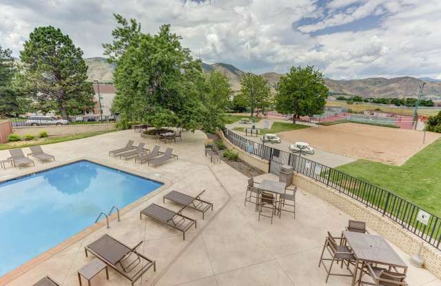 Summit View Village Apartments