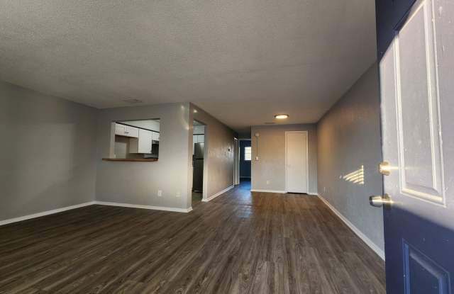 Photo of ** UNDER NEW MANAGEMENT ** 1 Bedroom 1 Bath Apartment