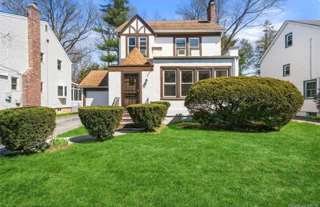 5 Burbury Lane