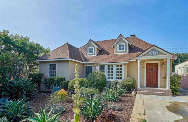 Photo of 433 South Bundy Drive