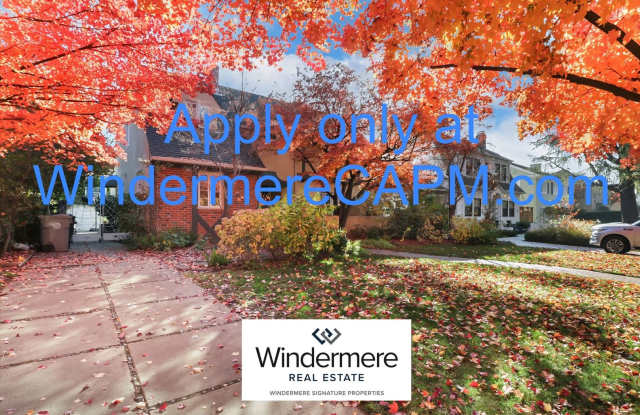 Stunning 5 Bed/3 Bath Home in Highly Desirable Fab Forties of East Sacramento!