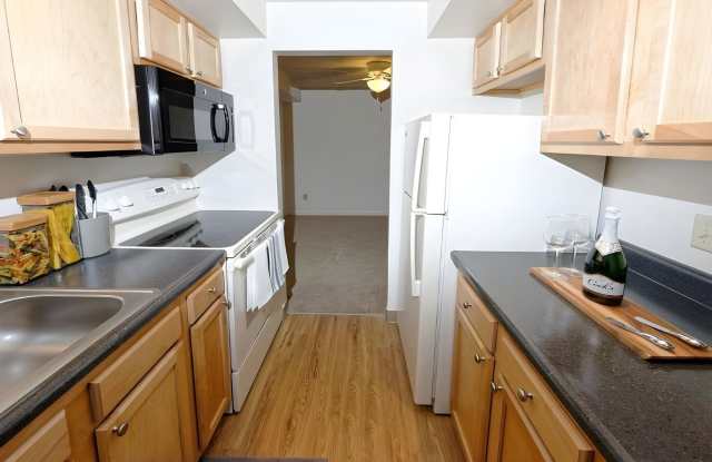 French Court Apartments