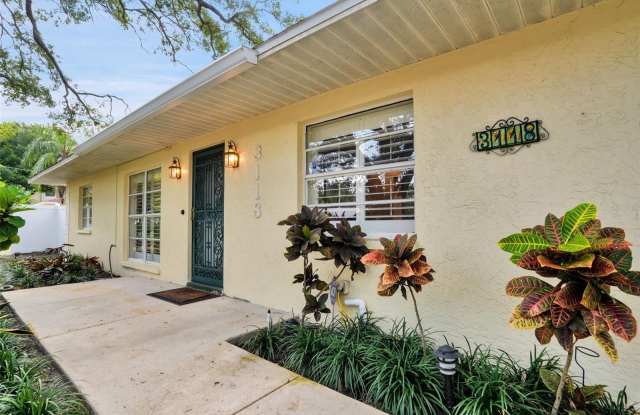 3118 W FIELDER STREET