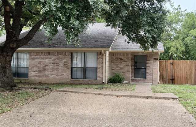 704 Cross Timbers Drive