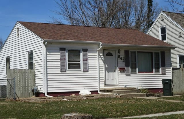 642 Kirkwood Ave - 642 Kirkwood Avenue, Waterloo, IA 50701