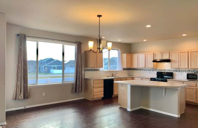 Photo of Price Reduced!!! Beautiful 4 Bed/3 Bath West Greeley Home – Spacious Lot  Great Location!