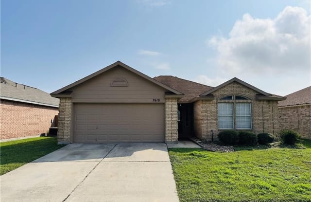 7618 Cougar Dr - 7618 Cougar Drive, Corpus Christi, TX 78414