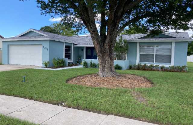 3316 37th Street West - 3316 37th Street West, Bradenton, FL 34205