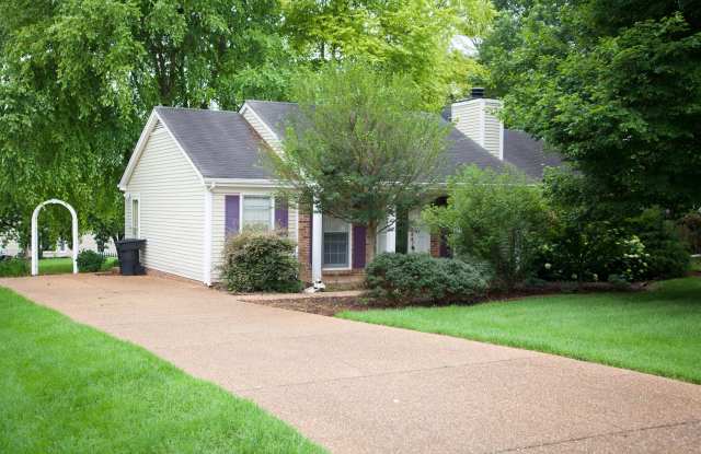 622 River View Drive - 622 Riverview Dr, Franklin, TN 37064