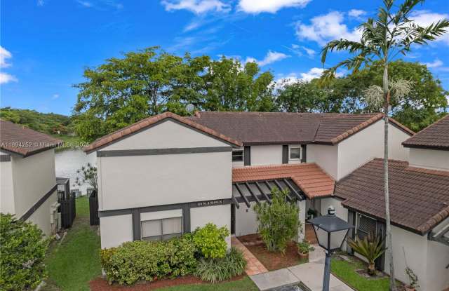 Photo of 15070 Southwest 49th Lane