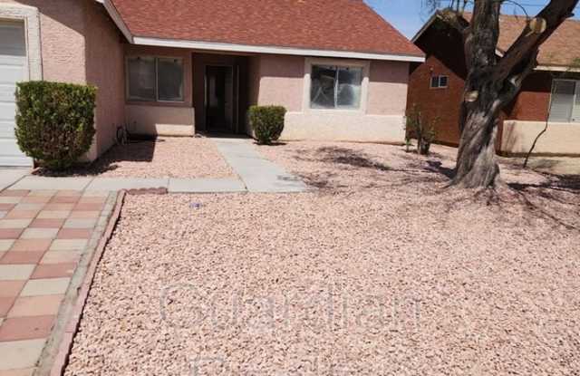 2402 Grand Prize Ave