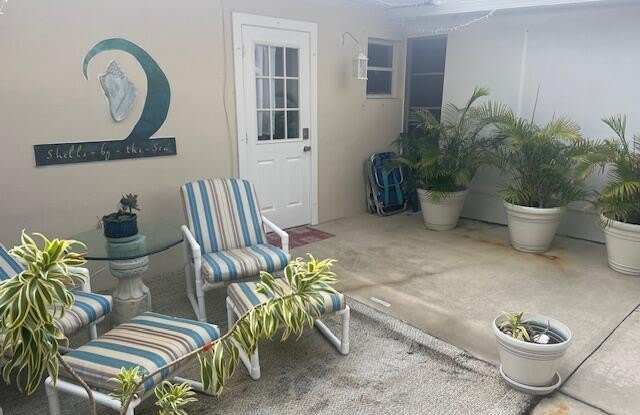 2025 Date Palm Avenue