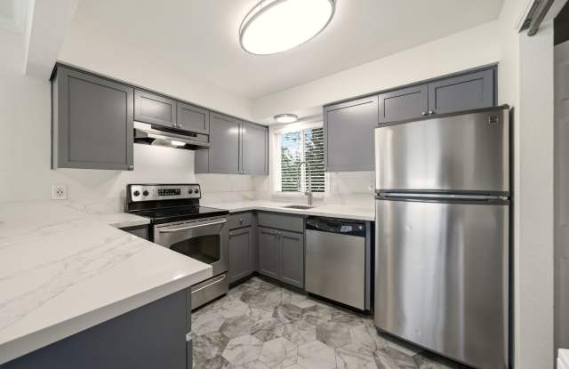 1922 NW 143rd Unit 45 Portland, OR 97229