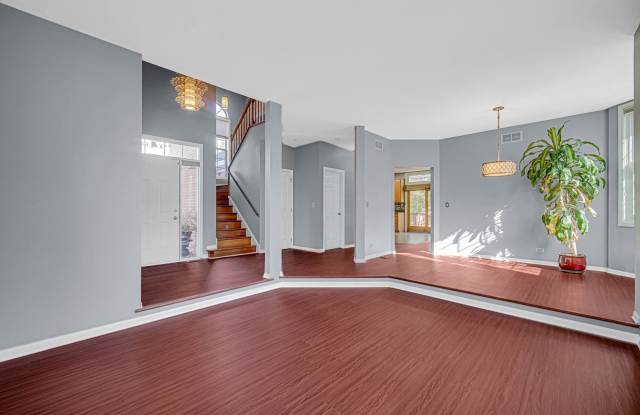 436 W Parkside Drive